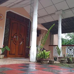 Guest house Lalanga Homestay